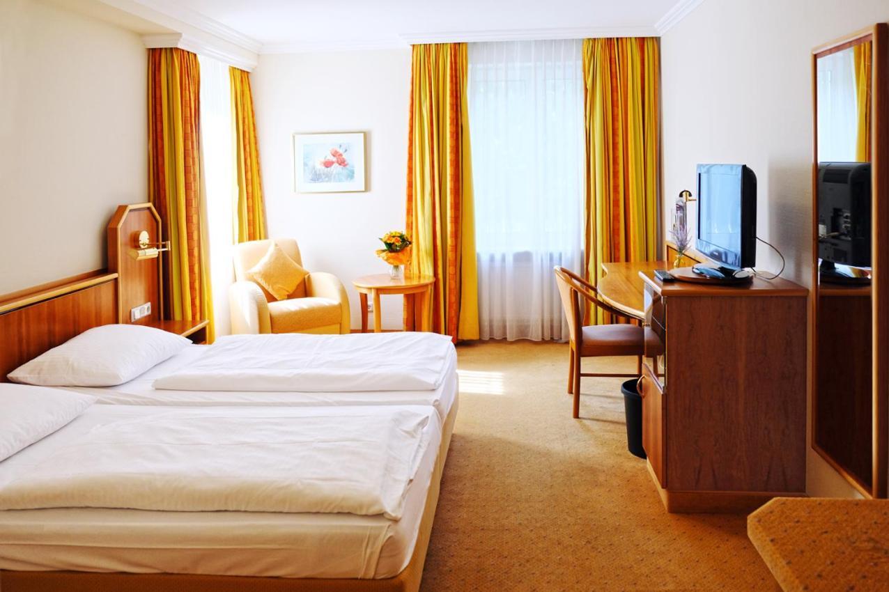 Hotel Haus Am Park Bad Homburg vor der Höhe Esterno foto