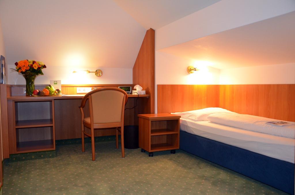 Hotel Haus Am Park Bad Homburg vor der Höhe Esterno foto