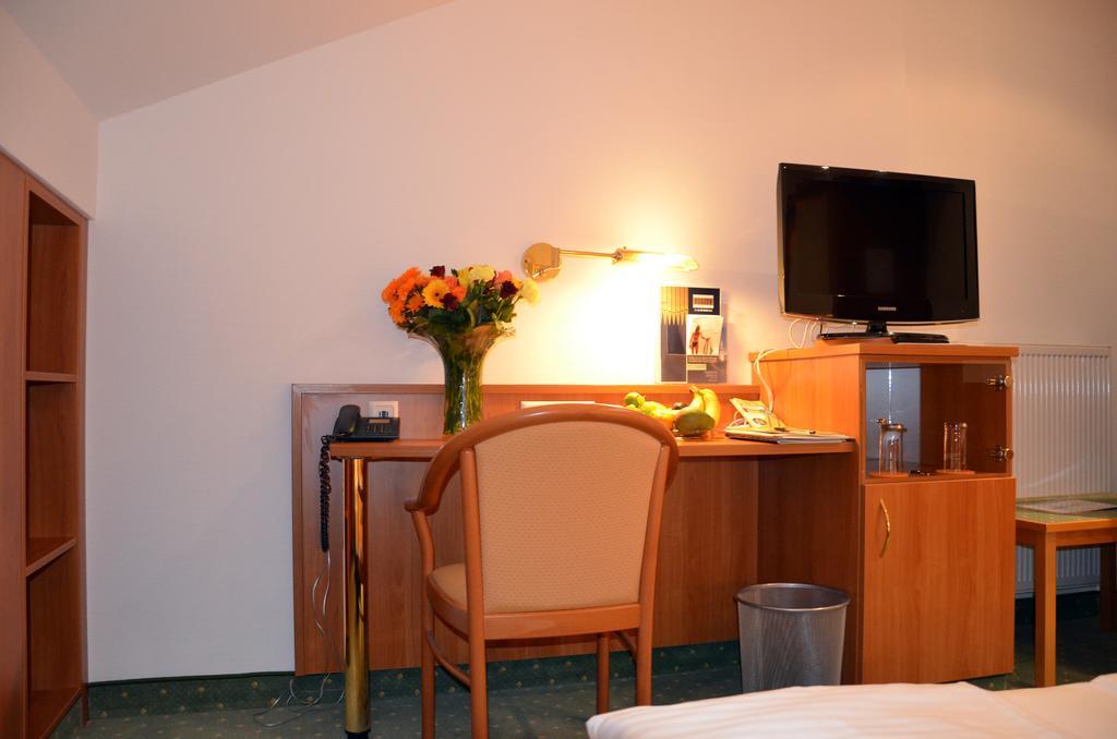 Hotel Haus Am Park Bad Homburg vor der Höhe Esterno foto